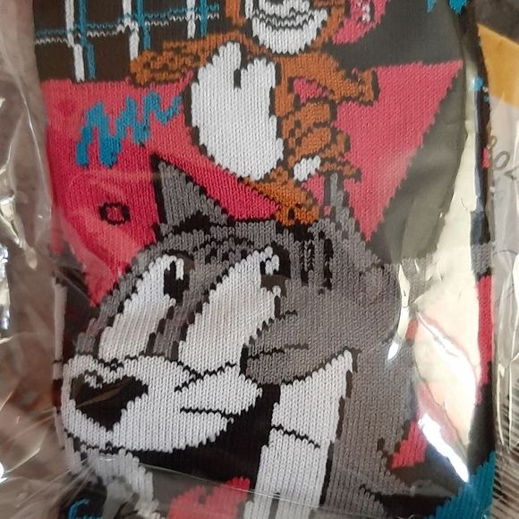 Nwt Tom and Jerry socks black hot pink blue cartoon fun socks unisex - Picture 8 of 8